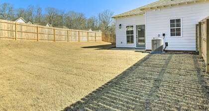 Opelika Townhome w/ Central A/C + Heating!