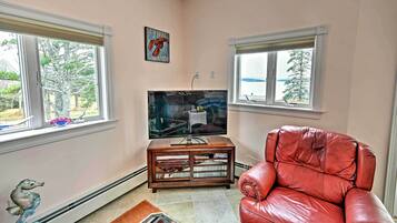 Cottage (2 Bedrooms) | Interior