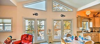 Oceanfront Sullivan Cottage on 6 Acres w/ Kayak!