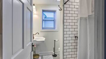 Rumah (2 Bedrooms) | Interior