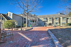 Apartment (0 Bedroom) | Interior