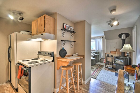 Apartment (2 Bedrooms) | Private kitchen