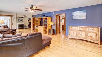 Cottage (3 Bedrooms) | Interior