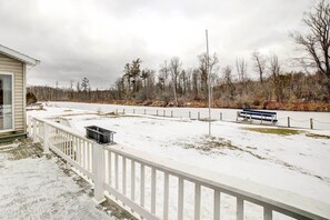 Cottage (3 Bedrooms) | Interior - Waterfront Evart House on Chippewa Lake Channel (Evart)