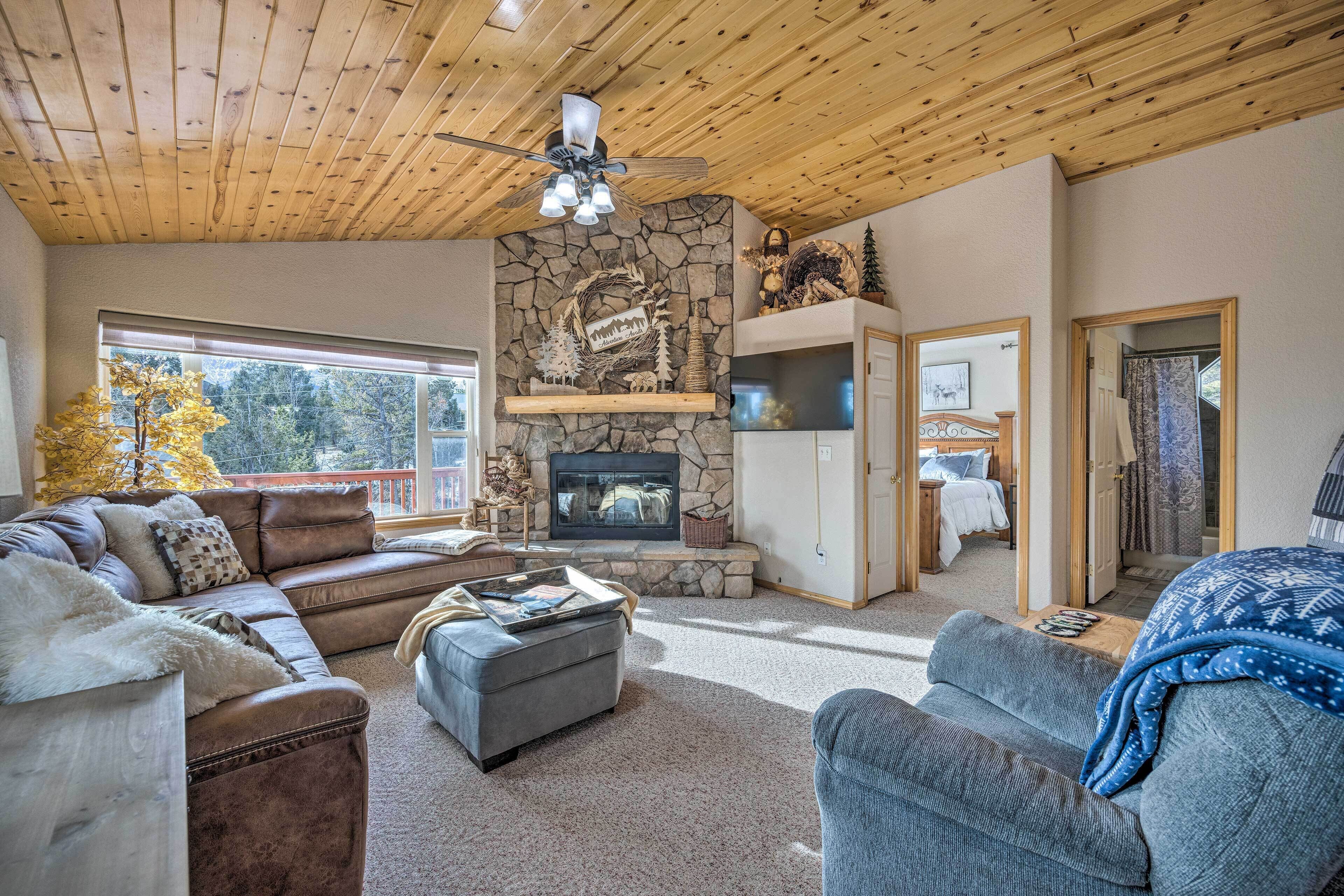 Woodland Park Home w/ Stunning Mountain Views