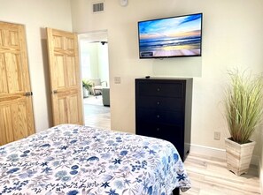 3 bedrooms, iron/ironing board, free WiFi, bed sheets