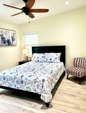 3 soverom, strykejern/-brett, wi-fi (inkludert) og sengetøy