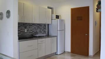 Executive-Apartment | Eigene Küche | Kühlschrank, Mikrowelle, Espressomaschine