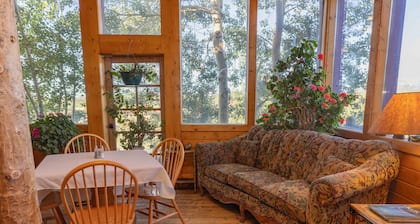 The Hand Hotel Bed & Breakfast