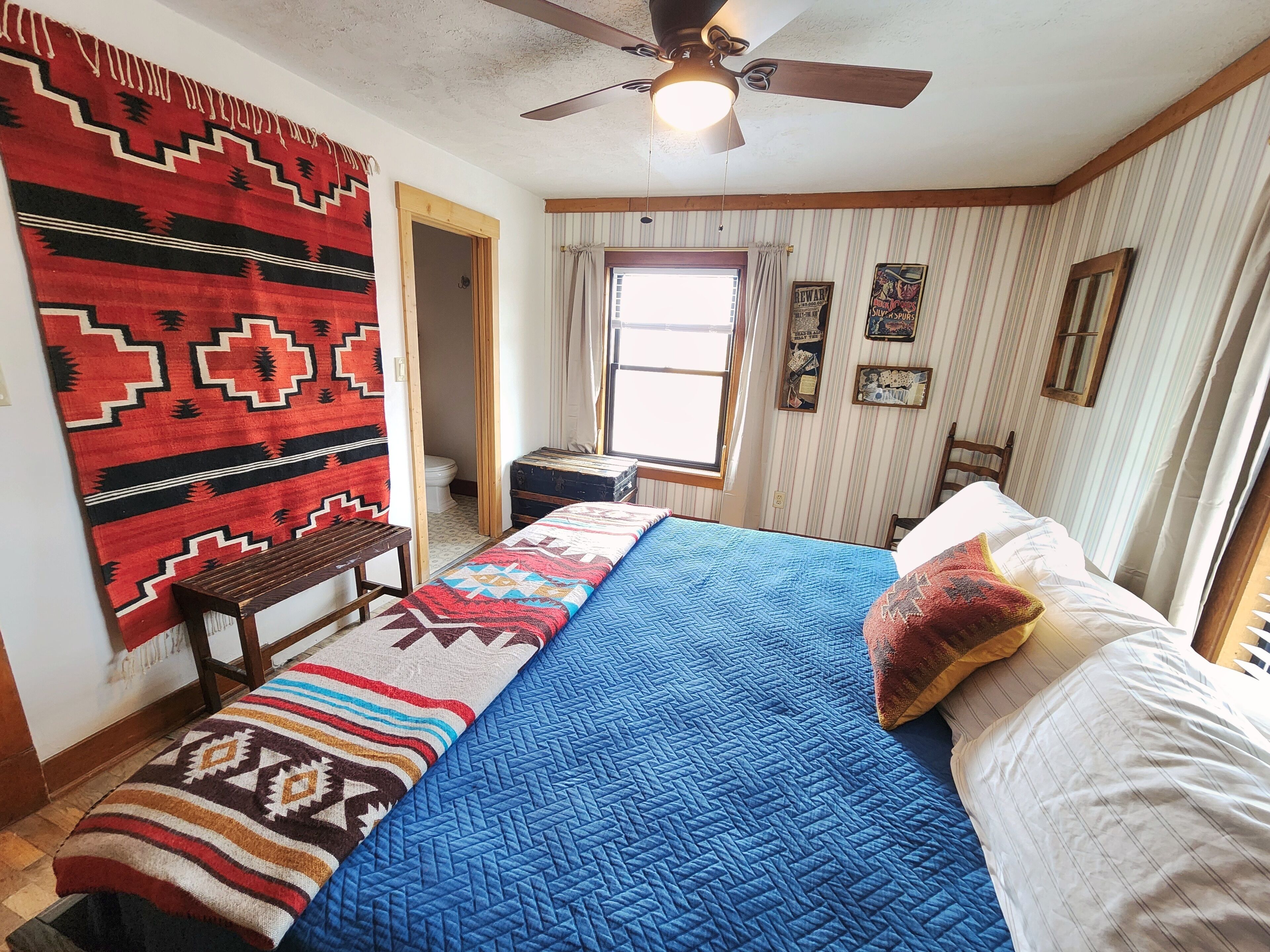 Wifi gratis y ropa de cama 