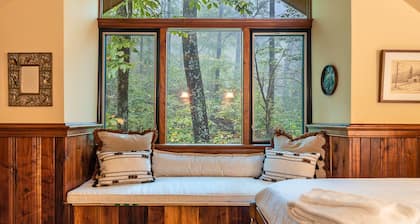 2min to Ski! DogsOK Wood Stove Grill Fire Pit Hike