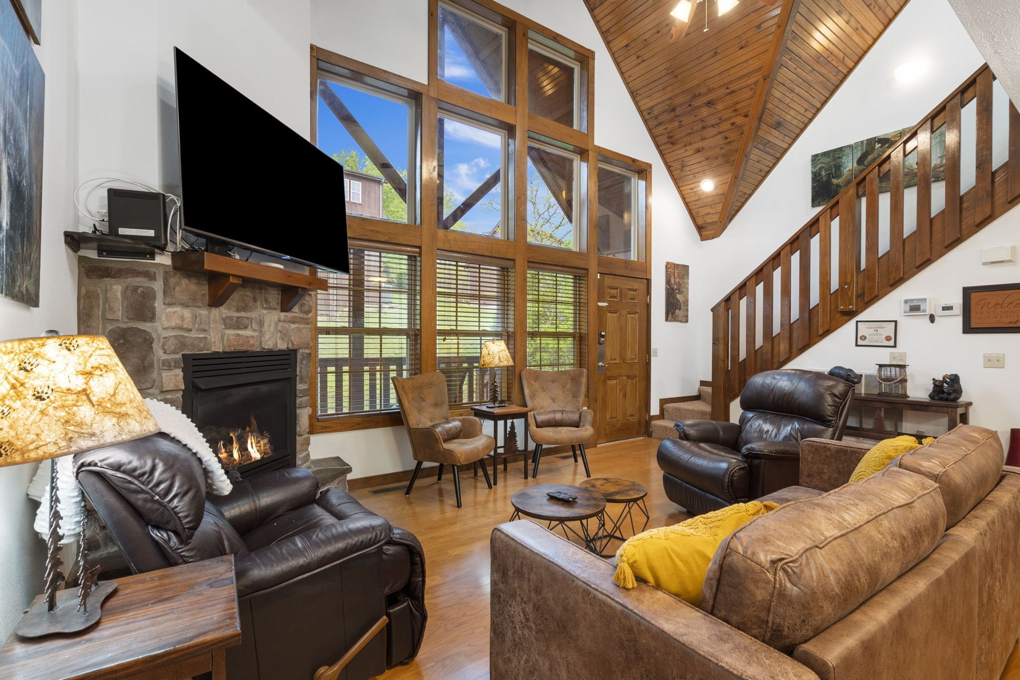 Exquisite Lodge at StoneBridge Village - Lovely Wooded View