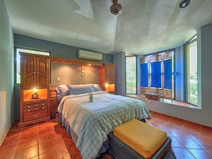 3 bedrooms, bed sheets