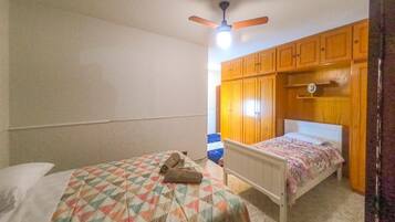 8 chambres, Wi-Fi, draps fournis