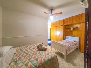 8 chambres, Wi-Fi, draps fournis