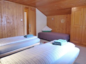 1 quarto, berço de viagem, Wi-Fi de cortesia