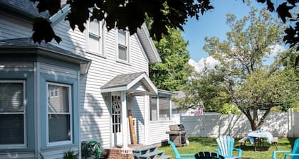 6BR/3BA Home in Bolton Landing ~ Pet Friendly!