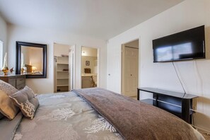3 多间卧室、办公桌、熨斗/熨衣板、WiFi