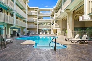 Pool - 🏄New Top Hawaii Oceanfront 2BR/2BR with White Sand Beach🌊 - Kona Bali Kai 206 (Kailua Kona)