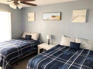 3 chambres, fer et planche à repasser, Wi-Fi gratuit, draps fournis