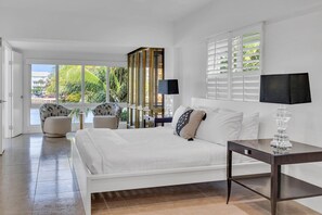 9 habitaciones, tabla de planchar con plancha y wifi gratis