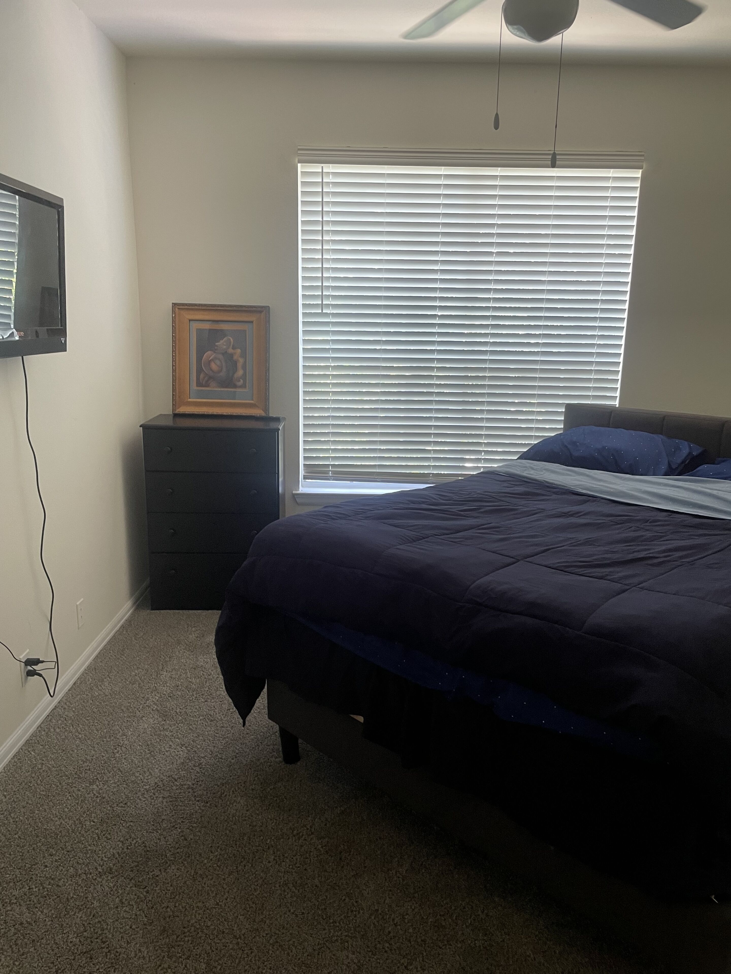 Cozy getaway minutes from the beach!