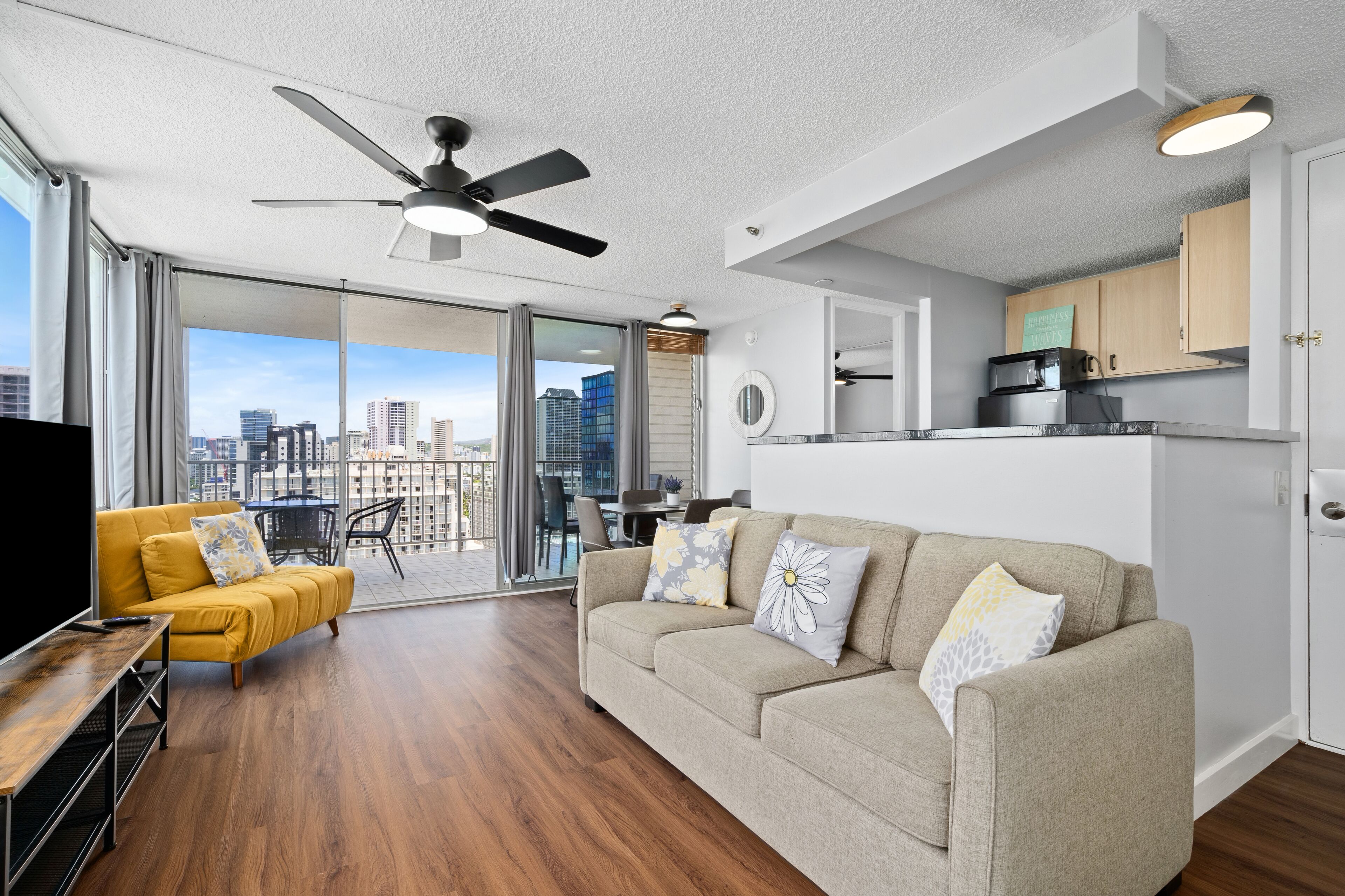 Newly Renovated 24th Floor 1 Bedroom Condo with Stunning Ocean Views