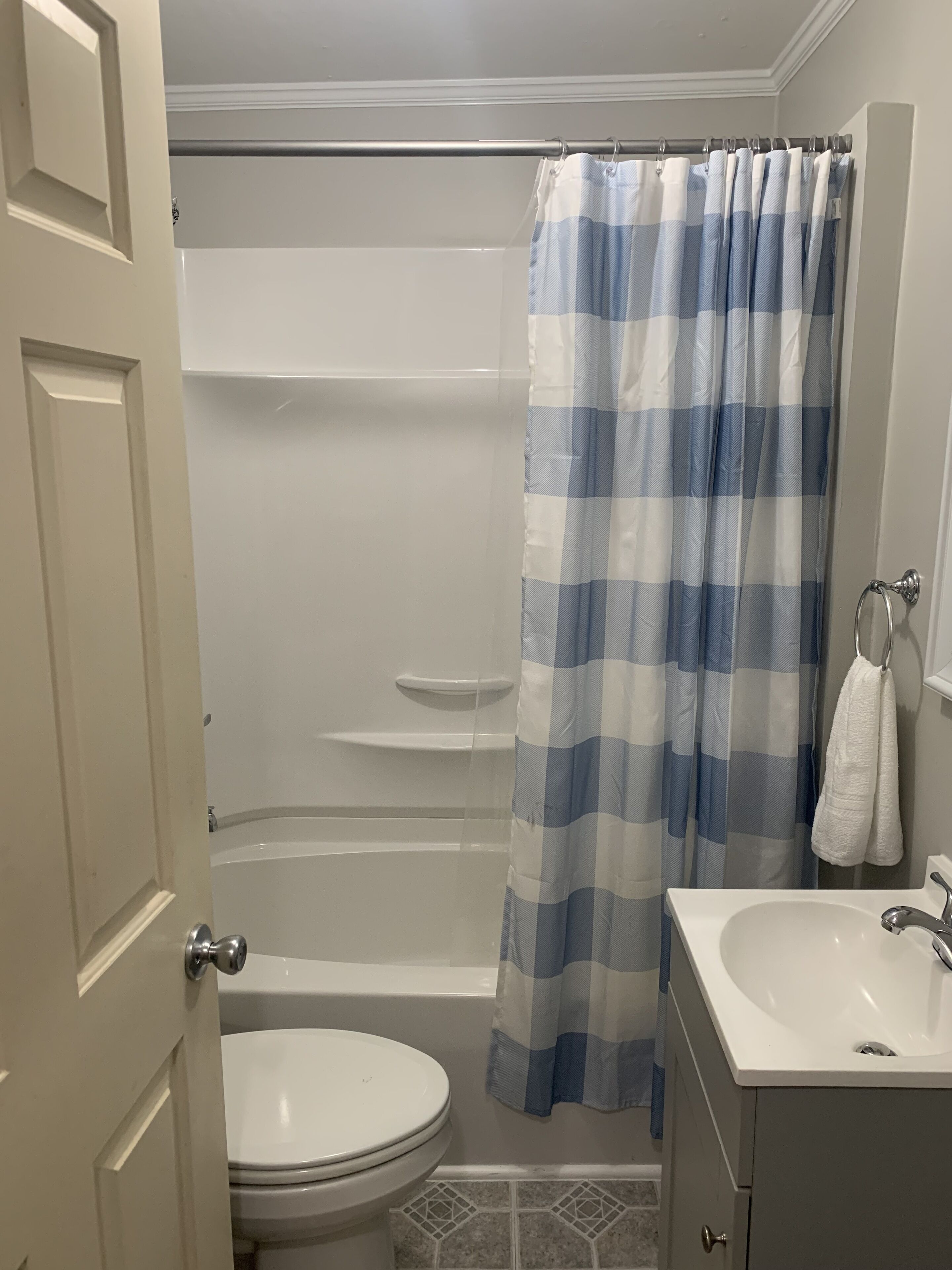 Home Away From Home in the Heart of Rockingham