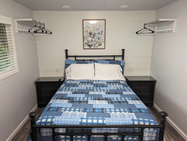 Luxury Room | Individually decorated, individually furnished, free WiFi, bed sheets