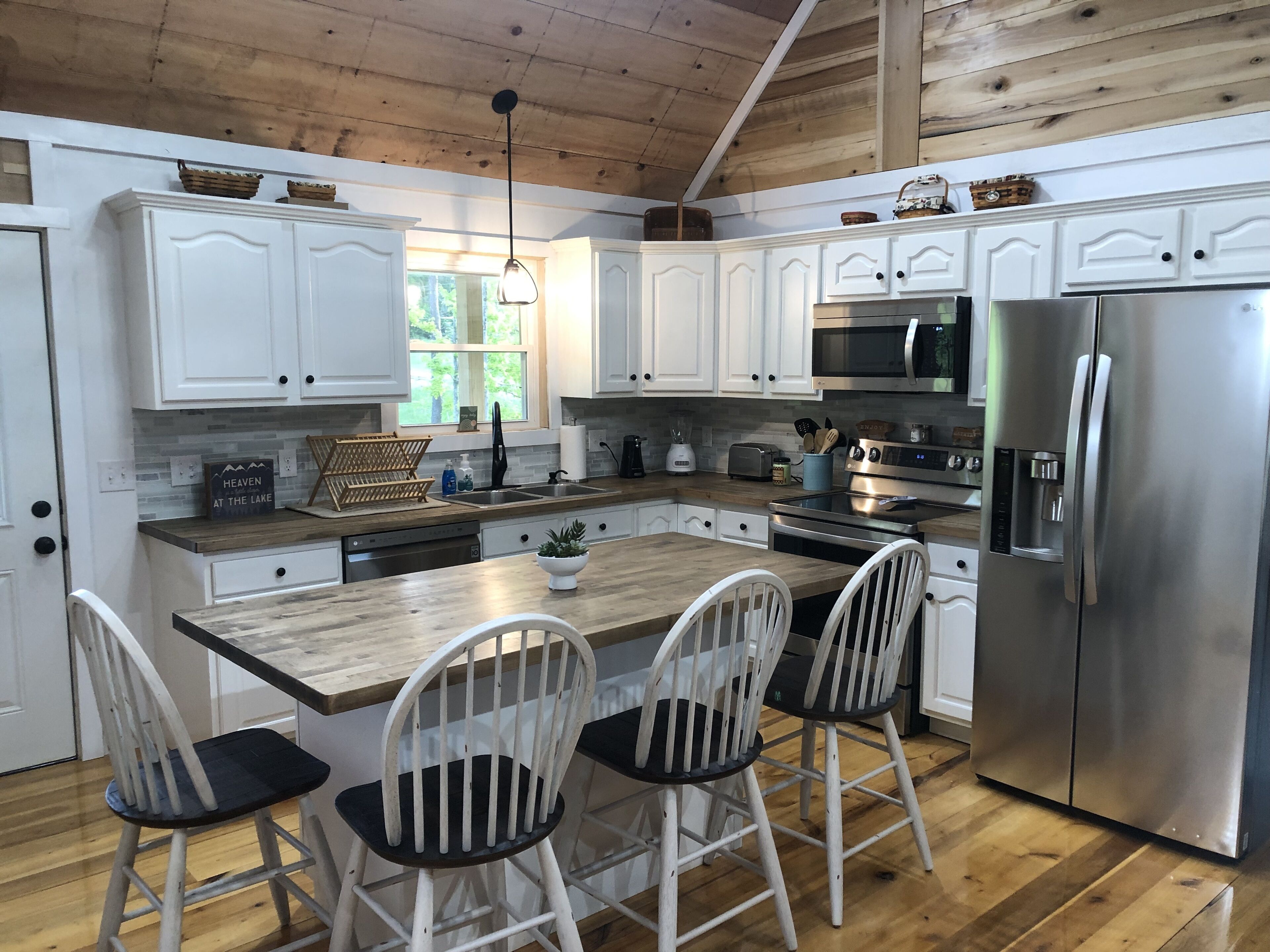 New Rustic Home Near State Dock