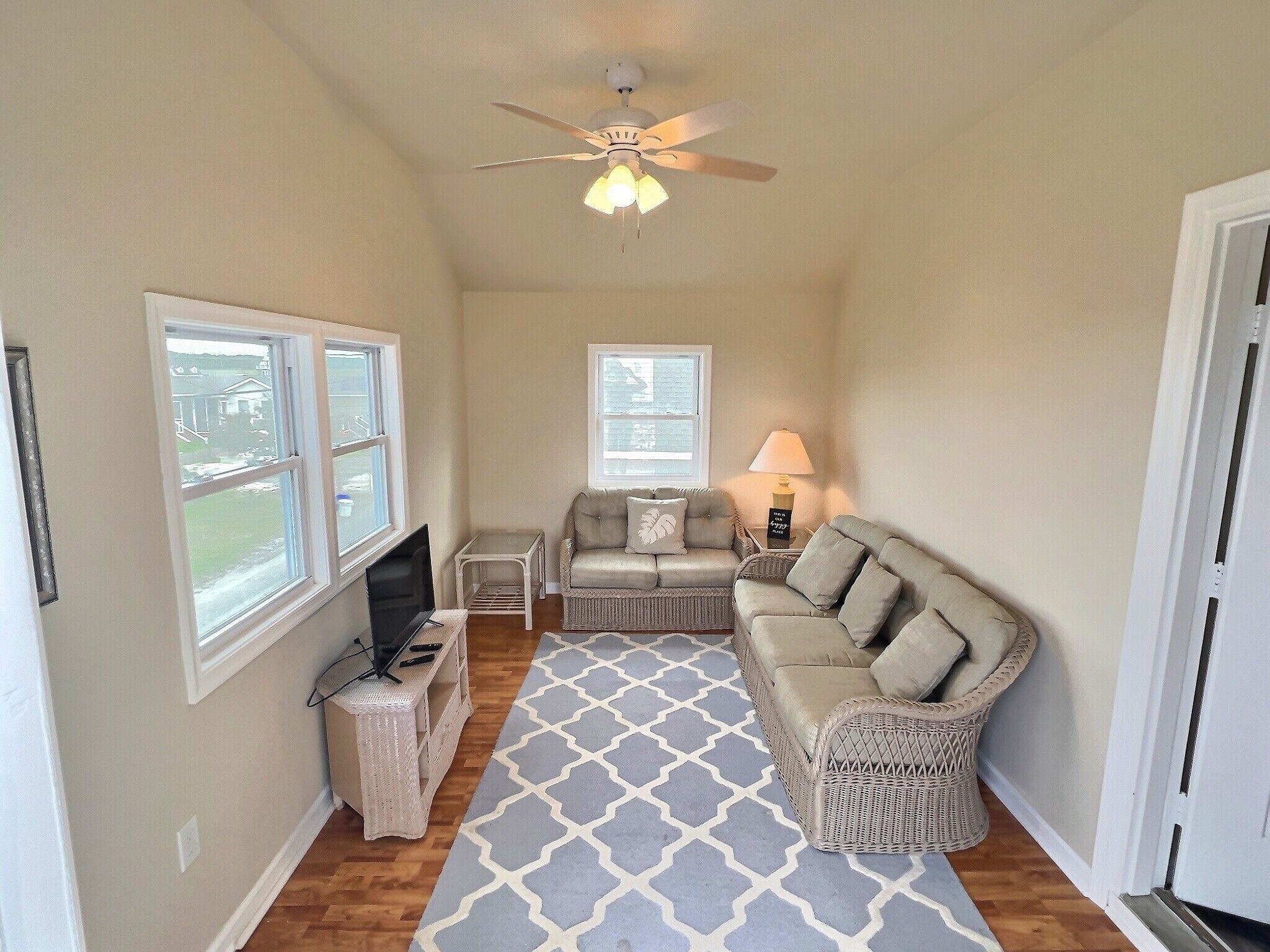 Reed's Beach Unforgettable Waterfront Getaway - The Sunsetter - Bay Front Home