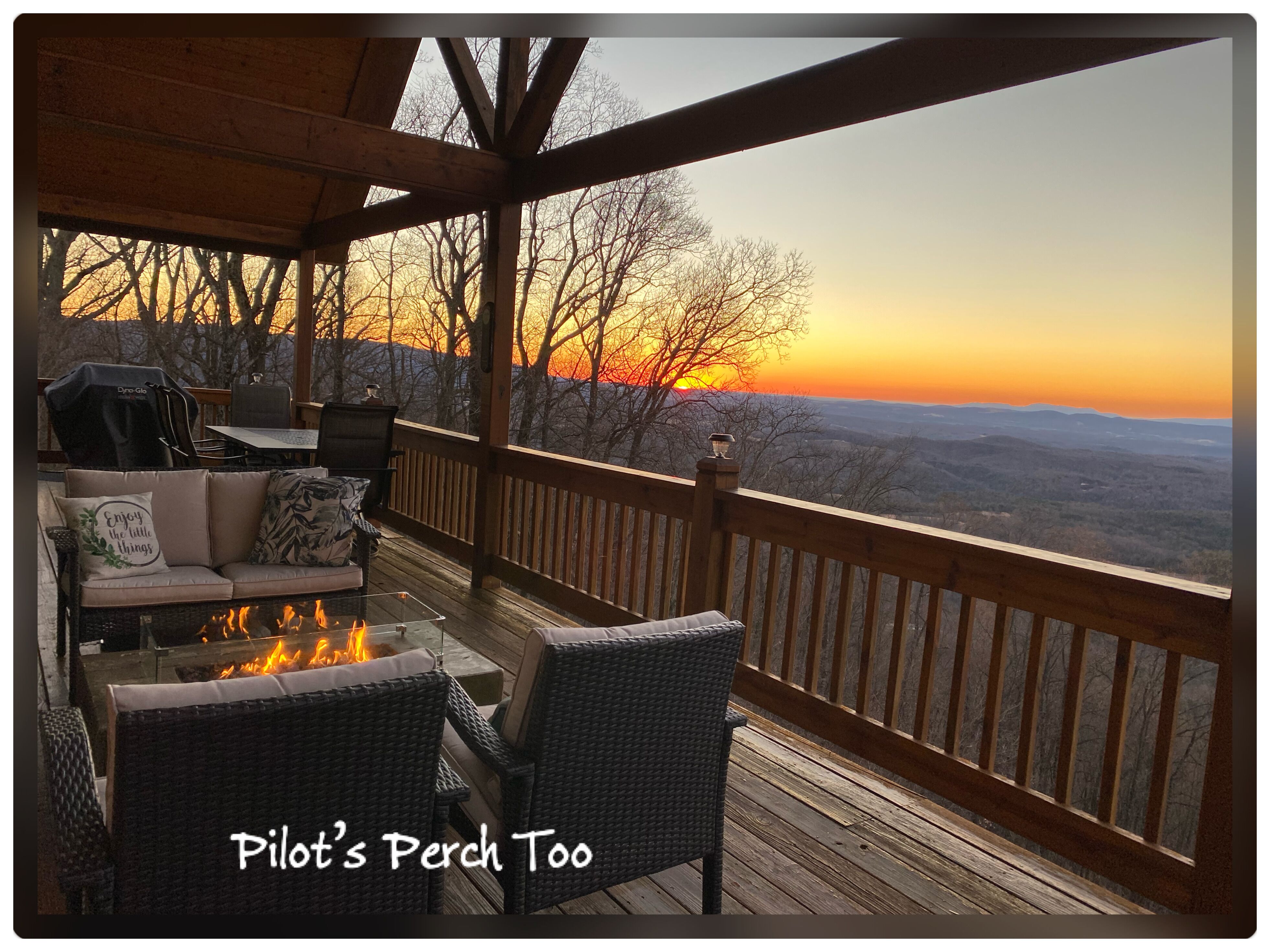 Amazing Cabin on Blue Ridge over Mt Airy