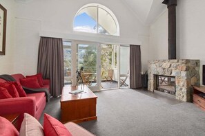 صورة غير مصنفة، 3 من 29، زرّ