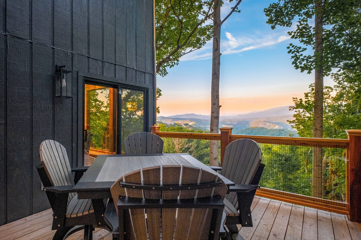 Photo 89 of Don't Miss Out!! BOOK TODAY - Sleeps 24 - 6 King Suites - 2 Hot Tubs - Fire Pit