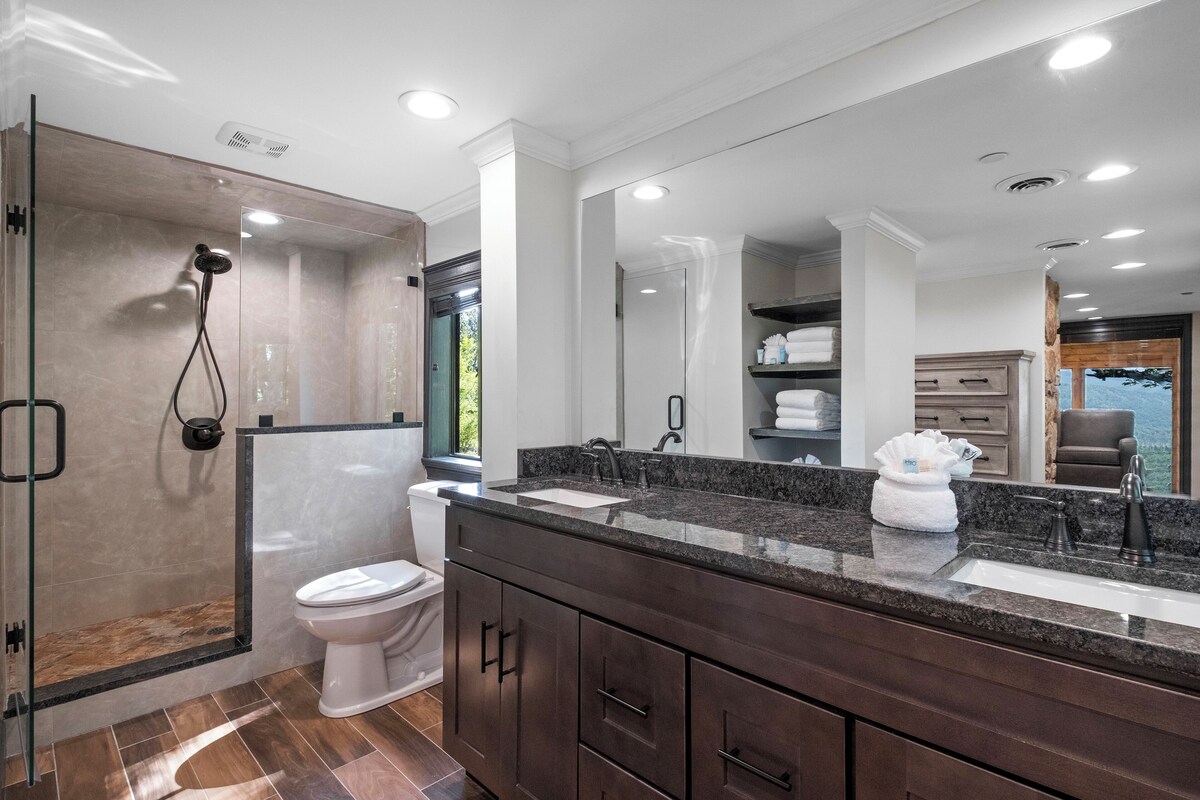 Photo 77 of Don't Miss Out!! BOOK TODAY - Sleeps 24 - 6 King Suites - 2 Hot Tubs - Fire Pit