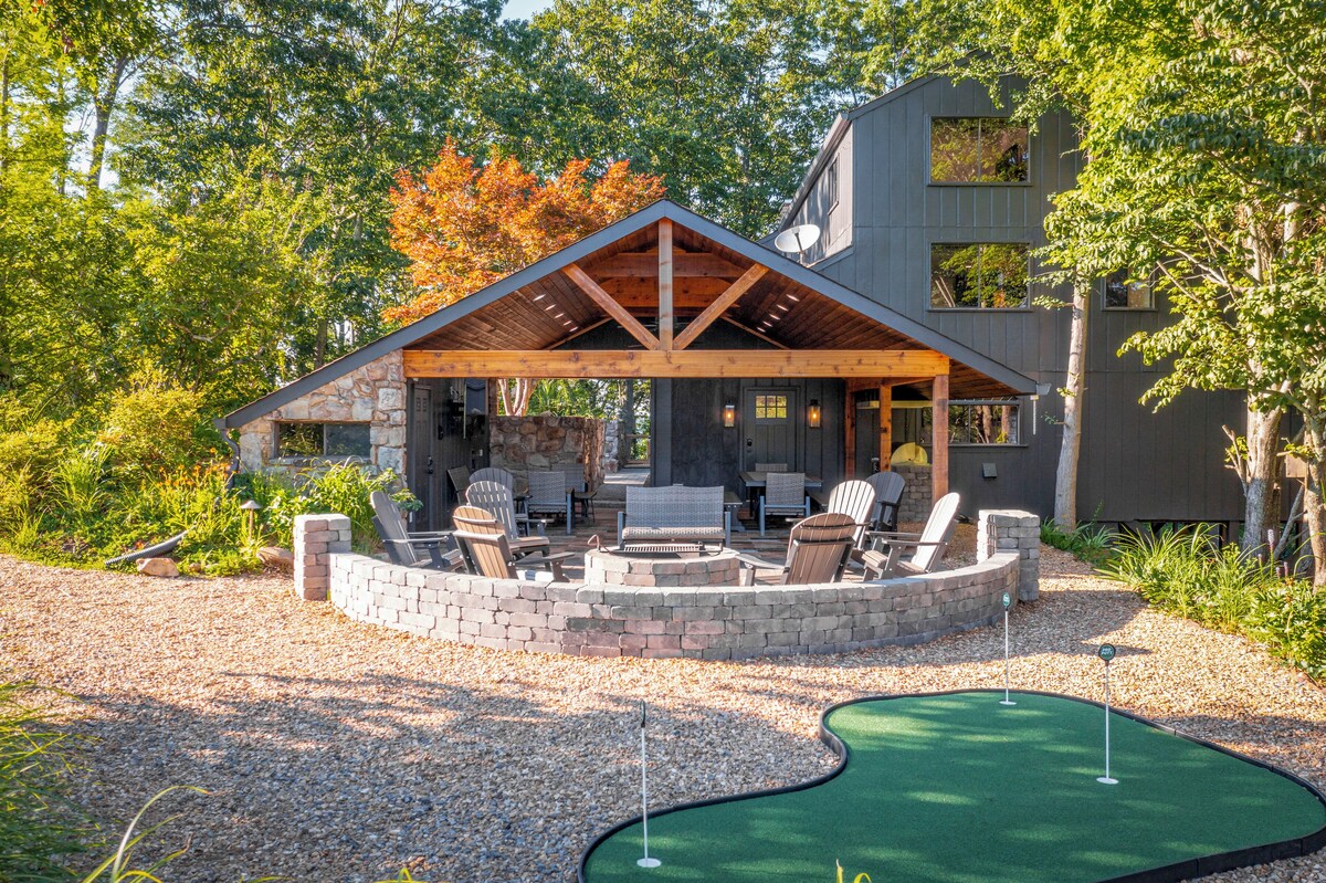 Photo 99 of Don't Miss Out!! BOOK TODAY - Sleeps 24 - 6 King Suites - 2 Hot Tubs - Fire Pit