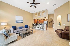 TV connectée, cheminée