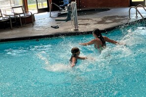 Innenpool, Außenpool