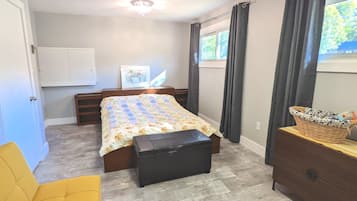 2 bedrooms, WiFi, bed sheets