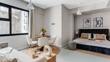 Iron/ironing board, internet, bed sheets