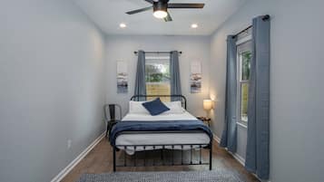 House (4 Bedrooms) | 4 bedrooms, laptop workspace, iron/ironing board, bed sheets