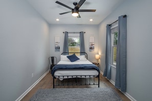 Casa (4 Bedrooms) | 4 quartos, espaço de trabalho para notebook