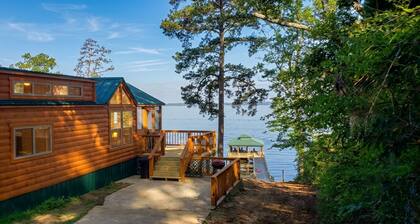 Tiny Toledo - Lakefront Cabin with Boathouse, Fishing Pier, and DRAMATIC Sunsets