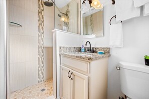 Hair dryer, towels - Updated duplex near beach with private yard, AC, & W/D (Holmes Beach)