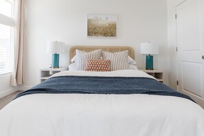 3 bedrooms, desk, free WiFi, bed sheets