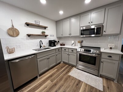 Beautiful 2BD 2BA home in small-town America