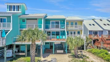 House, Multiple Beds (Sharlas Sunrise) | Exterior