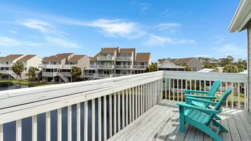 House, Multiple Beds (Barrier Dunes 268 Cape Blessed) | Property grounds