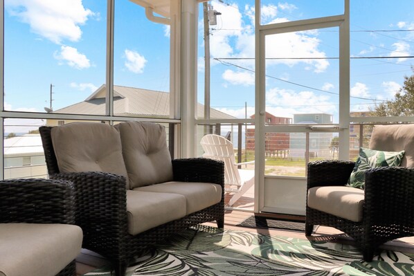 Casa, 2 camas Queen size (Emerald Palms 3) | Área de sala de estar