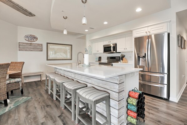 Lägenhet - flera sängar (Club at Mexico Beach 2E) | Eget kök | Ugn och brödrost